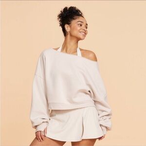Women's oversized Off-Shoulder Cream Sweater